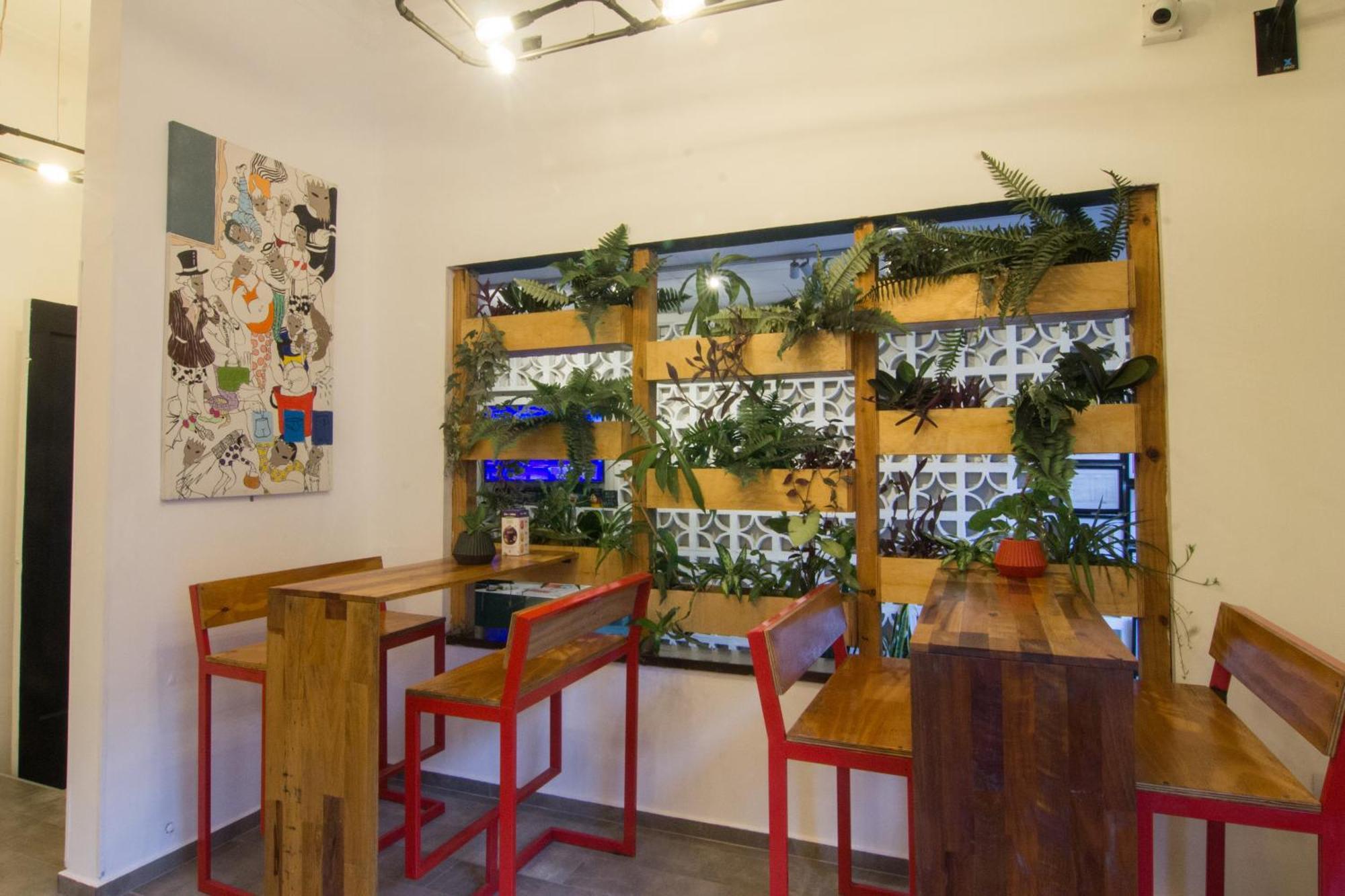 Aldea Hostel & Cafe Кордова Экстерьер фото