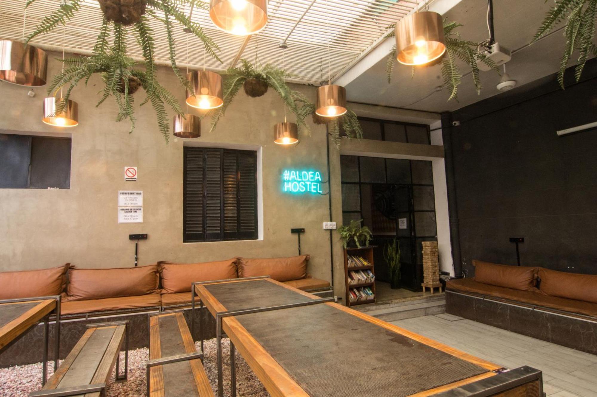 Aldea Hostel & Cafe Кордова Экстерьер фото