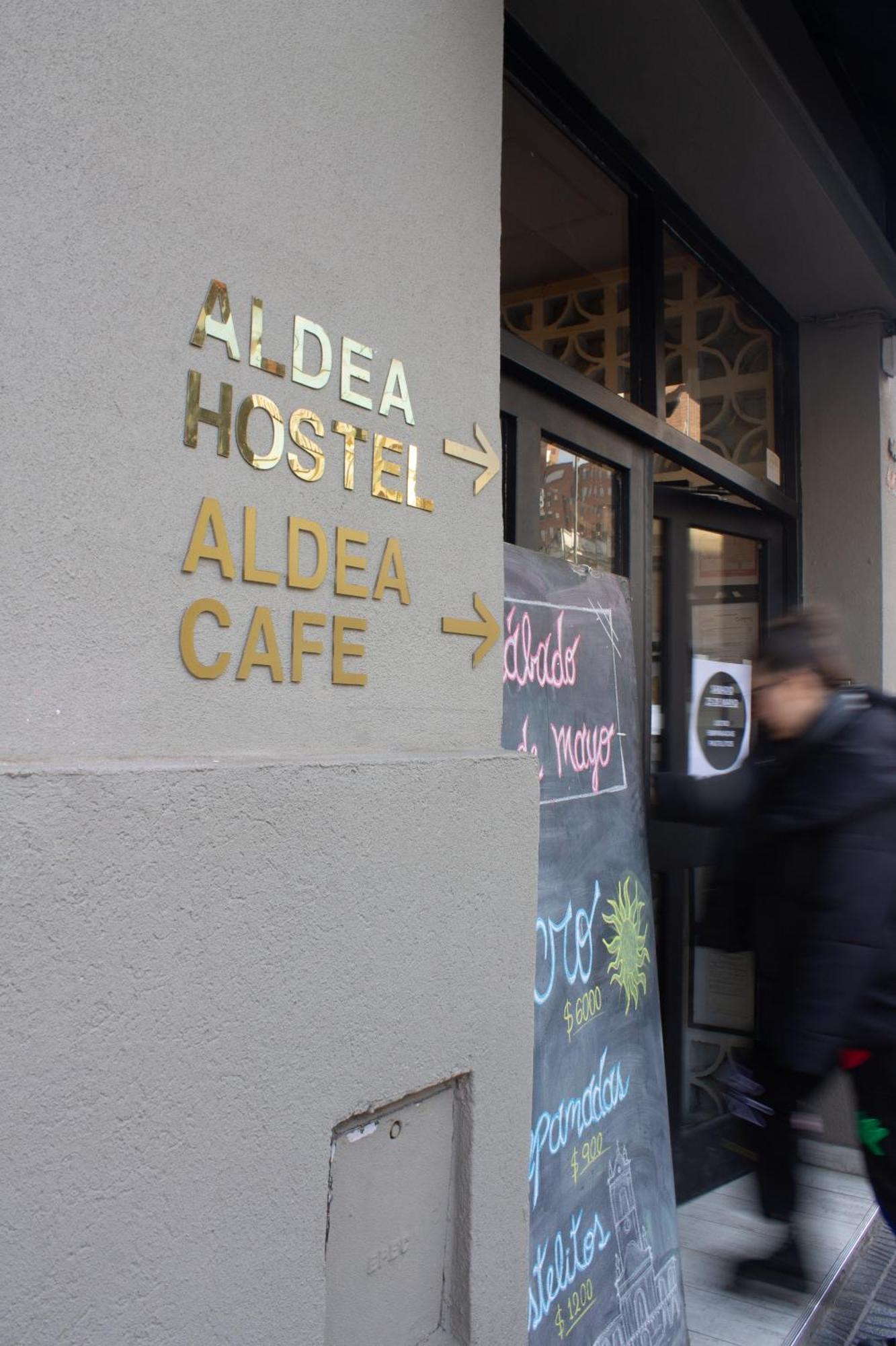 Aldea Hostel & Cafe Кордова Экстерьер фото