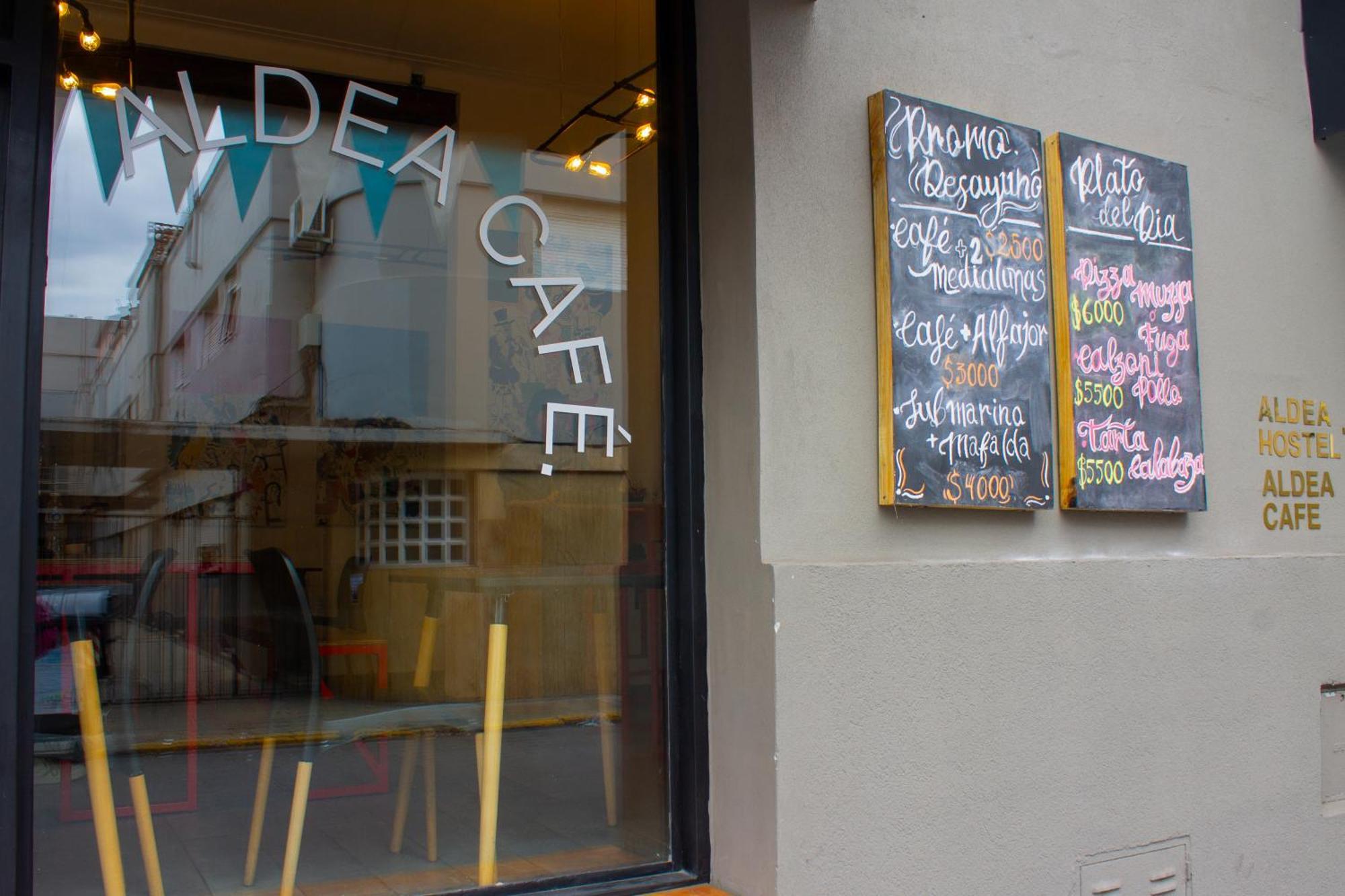 Aldea Hostel & Cafe Кордова Экстерьер фото