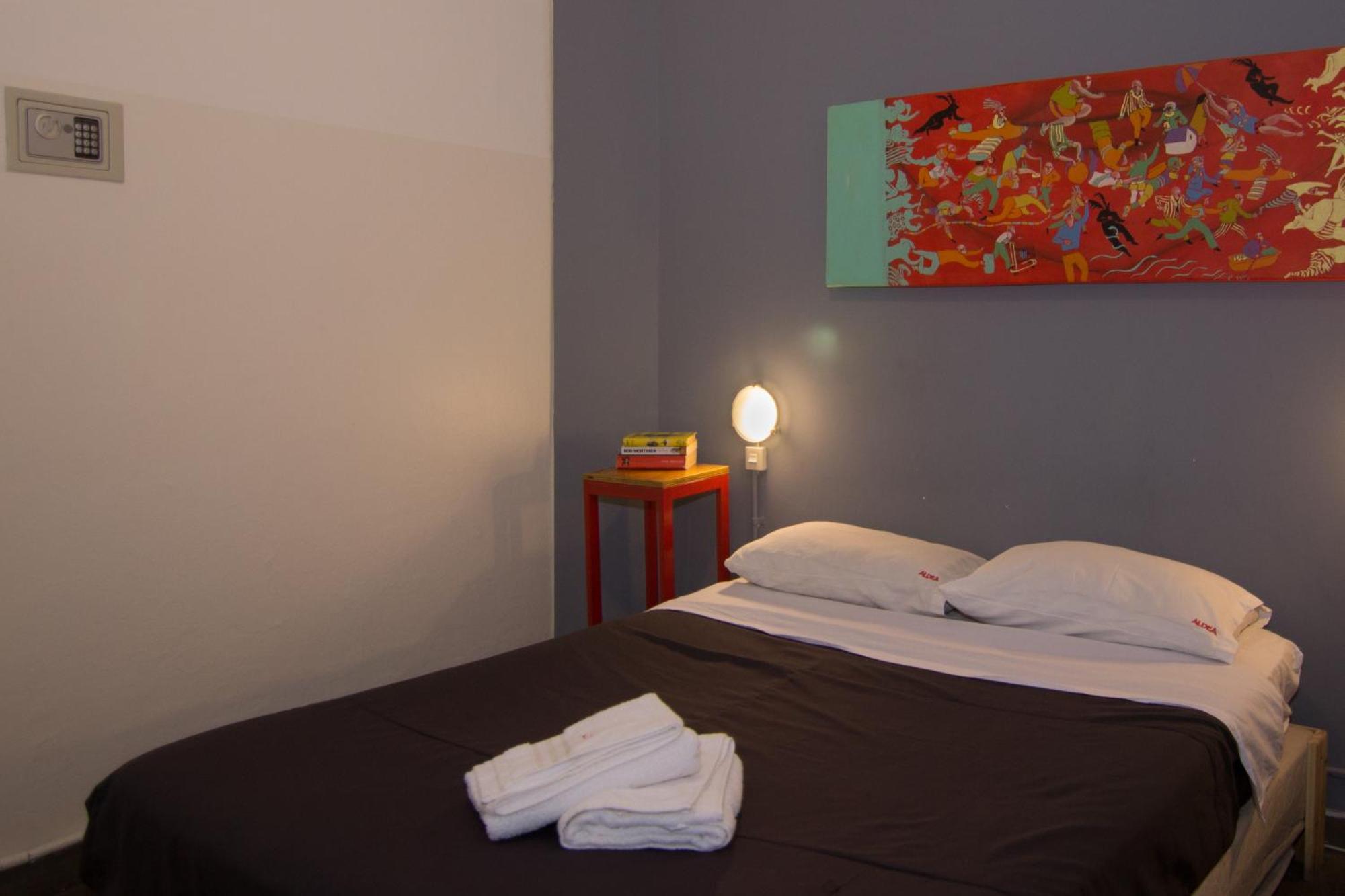 Aldea Hostel & Cafe Кордова Экстерьер фото